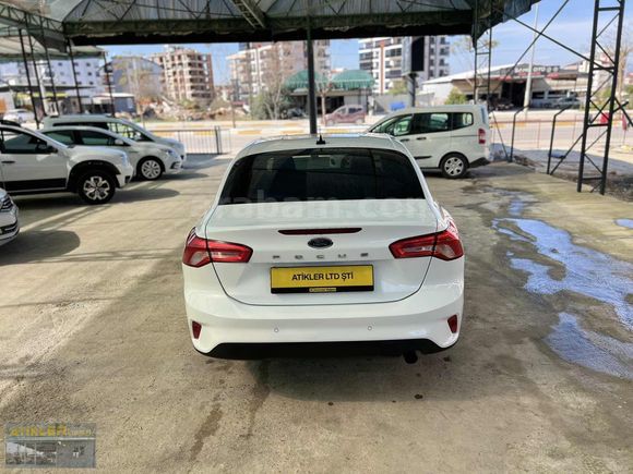 2021 FOCUS 1.5 ECOBLUE DİZEL HATASIZ BOYASIZ TRAMERSİZ
