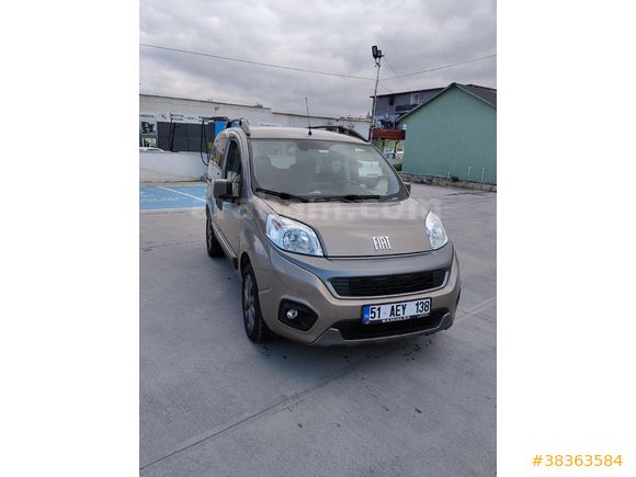 Sahibinden Fiat Fiorino Combi 1.4 Eko Premio 2023 Model