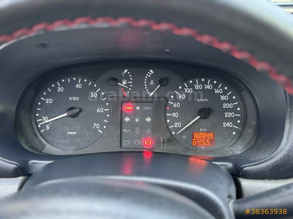 Sahibinden Renault Clio 1.4 RNA 2001 Model 