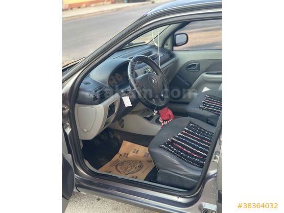 Sahibinden Renault Clio 1.4 Authentique 2005 Model  347.000 km Gri (titanyum)