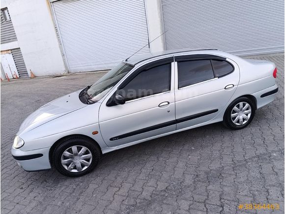 Sahibinden Renault Megane 1.4 2002 Model