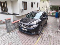 Sahibinden Nissan Qashqai 1.6 dCi Platinum Premium Pack 2014 Model 