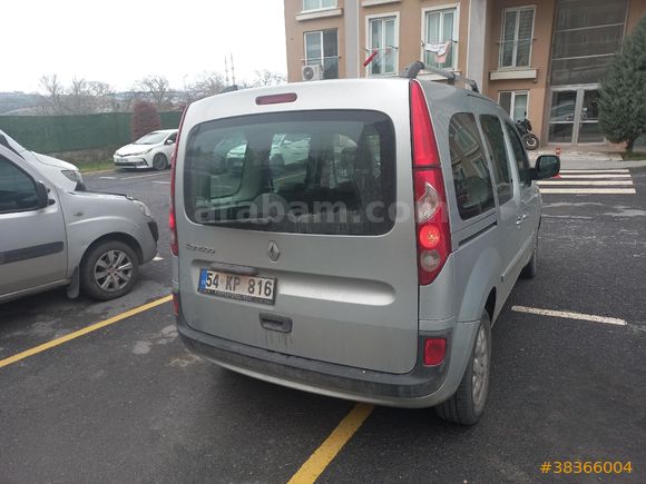Sahibinden Renault Kangoo Multix 1.5 dCi Expression 2011 Model