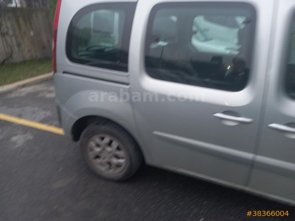 Sahibinden Renault Kangoo Multix 1.5 dCi Expression 2011 Model