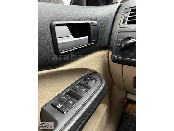 MİLANO 2.ELDEN FORD C-MAX GHİA SUNROOF/SONY SES SİSTEMİ