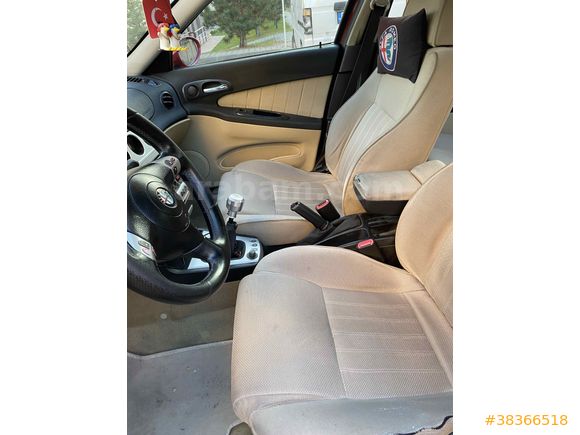 Sahibinden Alfa Romeo 156 1.6 TS Distinctive 2004 Model 