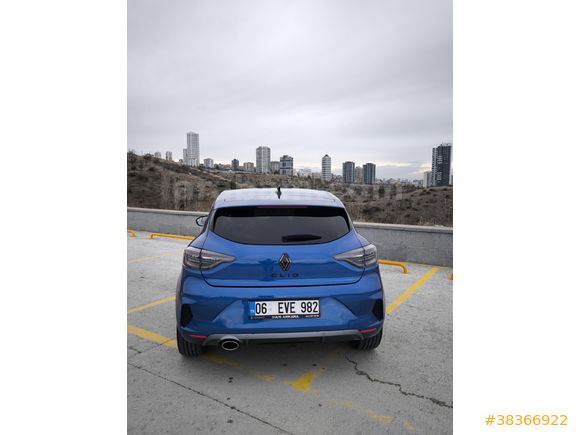 Sahibinden Renault Clio 1.0 TCe Techno Esprit Alpine 2023 Model