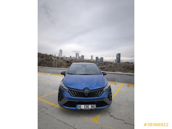 Sahibinden Renault Clio 1.0 TCe Techno Esprit Alpine 2023 Model