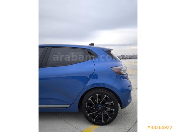 Sahibinden Renault Clio 1.0 TCe Techno Esprit Alpine 2023 Model