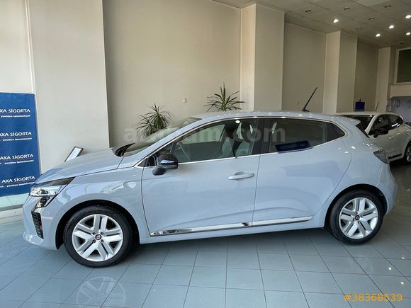 2025 MODEL TEMİZ CLİO - % 20 FATURALIDIR.