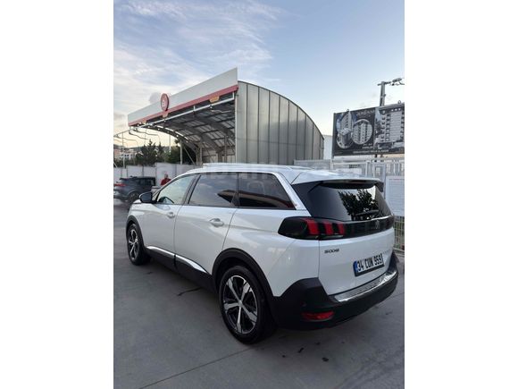 Peugeot 5008 Mayıs 2020 Trafiğe Çıkış EAT8 7 Koltuklu F1 Direksiyon Joystick Vites 