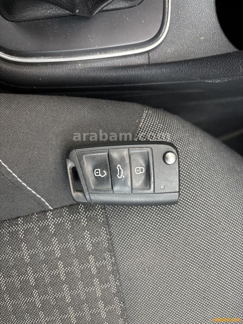 Galeriden Volkswagen Polo 1.4 TDi Comfortline 2016 Model İzmir 163.105 km Beyaz 2