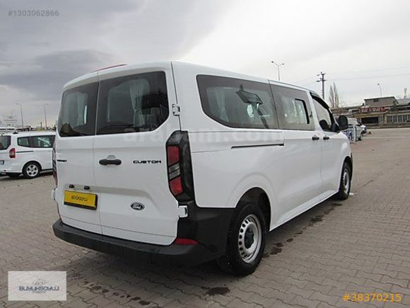 BÜYÜKSOYLU'DAN 2023 FORD CUSTOM 11+1 MİNİBÜS AC