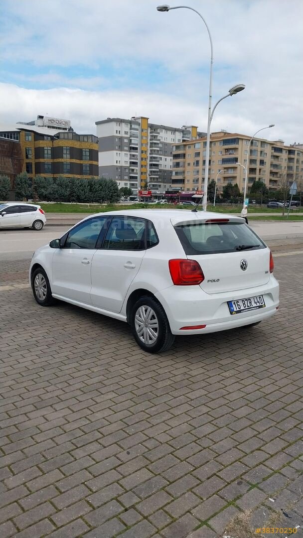 Galeriden Volkswagen Polo 1.4 TDi Trendline 2015 Model Bursa 176.600 km Beyaz 6