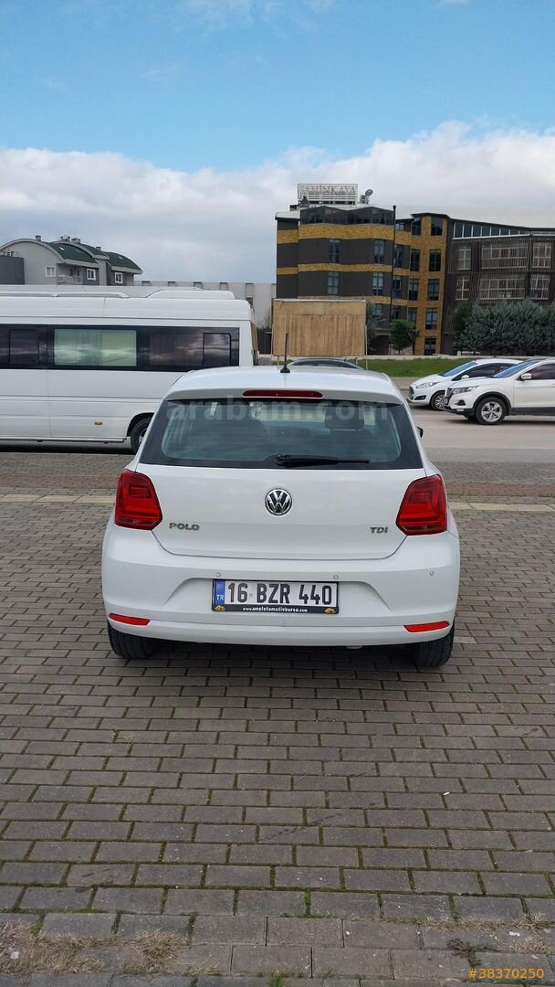 Galeriden Volkswagen Polo 1.4 TDi Trendline 2015 Model Bursa 176.600 km Beyaz 5