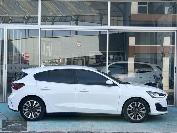 FIRSAT ARACI 2023+73.KM'de+HYBRİT+TİTANİUMSTİL+HAYALET+%20 KDV