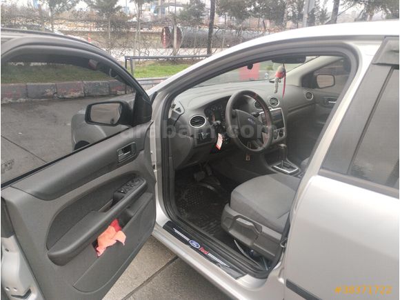 Sahibinden Ford Focus 1.6 Trend 2006 Model