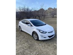 Sahibinden Hyundai Elantra 1.6 CRDi Style 2014 Model  189.750 km Beyaz