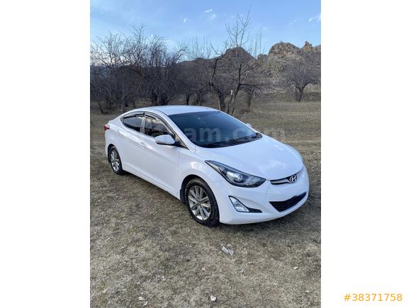 Sahibinden Hyundai Elantra 1.6 CRDi Style 2014 Model  189.750 km Beyaz