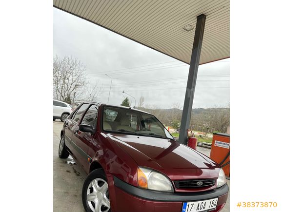 Sahibinden Ford Fiesta 1.25 Flair 2001 Model 