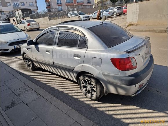 Sahibinden Kia Rio 1.5 CRDi Trend 2009 Model
