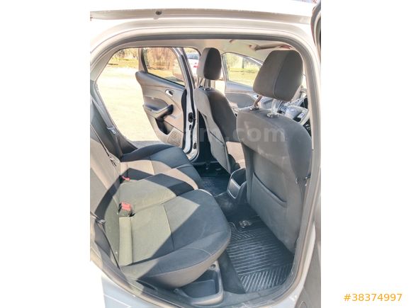 Sahibinden Ford Focus 1.6 TDCi Trend X 2015 Model
