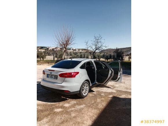Sahibinden Ford Focus 1.6 TDCi Trend X 2015 Model