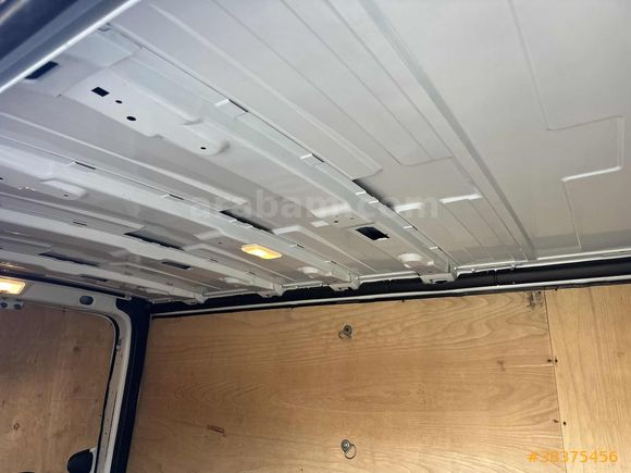 K.K.TAKSİT 2023 ÇIKIŞLI TRAFIC 2.0DCİ PANELVAN %20FATURA BOYASIZ
