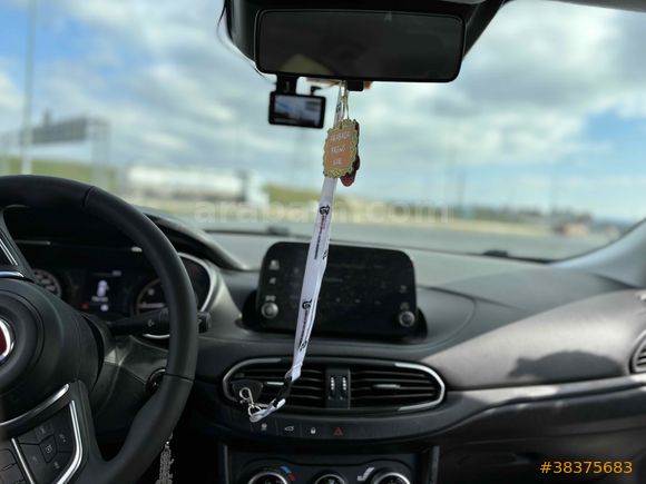  Fiat Egea 1.4 Fire Urban Plus 2025 Model  