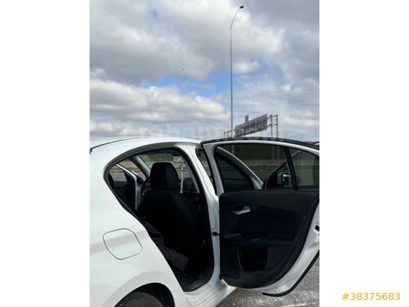  Fiat Egea 1.4 Fire Urban Plus 2025 Model  