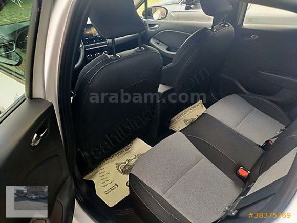 2025 RENAULT CLİO 1.0 TCE EVOLUTİON X- TRONIC Ç.CANT 27000 KM