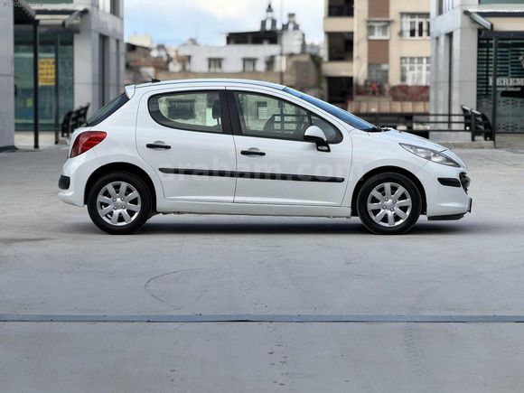 PEUGEOT 207-2009-1.4-BENZİN-102 BİNKM-SAHİBİNDEN