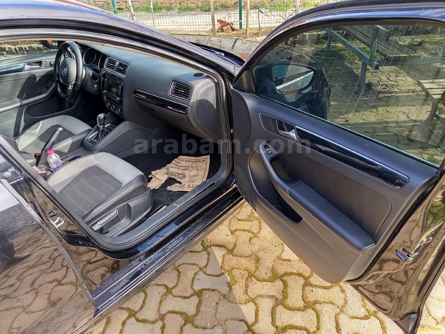 Galeriden Volkswagen Jetta 1.6 TDi Comfortline 2015 Model Edirne 230.000 km Siyah 2