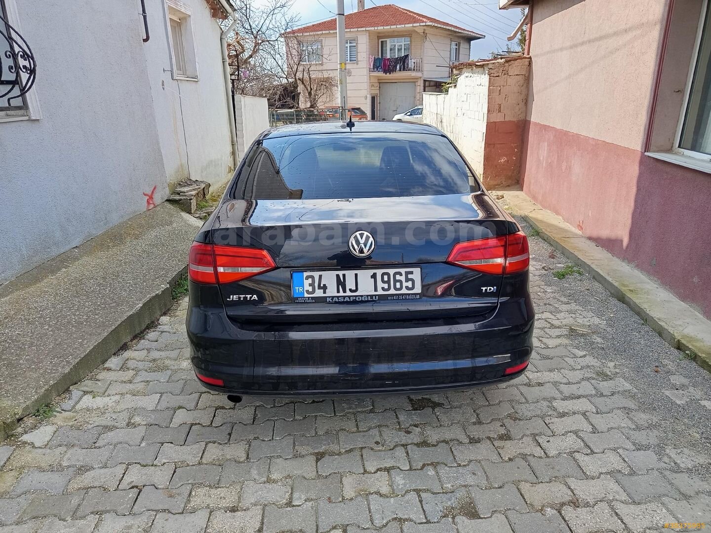 Galeriden Volkswagen Jetta 1.6 TDi Comfortline 2015 Model Edirne 230.000 km Siyah 5