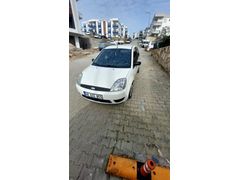 Sahibinden Ford Fiesta 1.4 TDCi Comfort 2005 Model    fiyat düştü yetişen alır