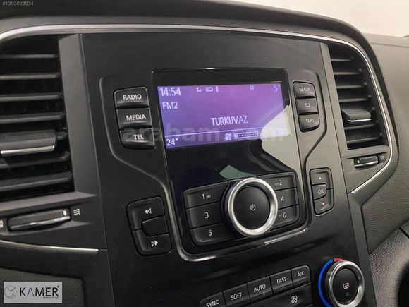 KAMER DEN 2024 RENAULT MEGANE 1.3TCE JOY COMFORT BENZİN OTOMATİK