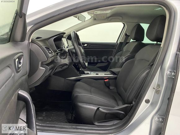 KAMER DEN 2024 RENAULT MEGANE 1.3TCE JOY COMFORT BENZİN OTOMATİK