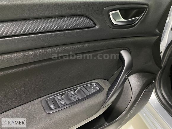 KAMER DEN 2024 RENAULT MEGANE 1.3TCE JOY COMFORT BENZİN OTOMATİK