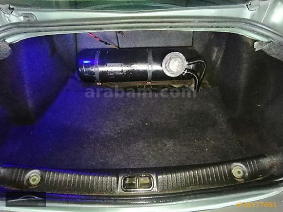 ERDAL HOCA OTO GALERİDEN 2004 MODEL MEGANE 1.6 AUTHENTGUE