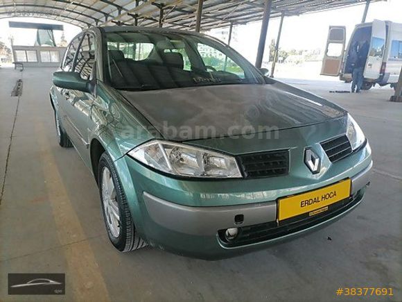 ERDAL HOCA OTO GALERİDEN 2004 MODEL MEGANE 1.6 AUTHENTGUE