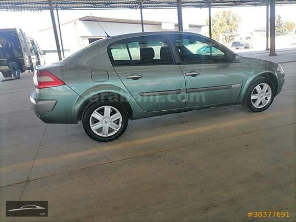 ERDAL HOCA OTO GALERİDEN 2004 MODEL MEGANE 1.6 AUTHENTGUE