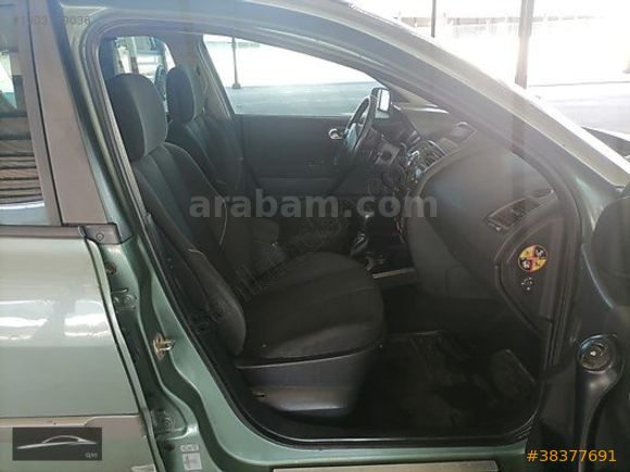 ERDAL HOCA OTO GALERİDEN 2004 MODEL MEGANE 1.6 AUTHENTGUE