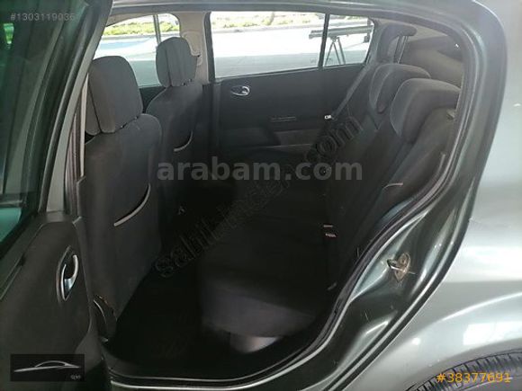 ERDAL HOCA OTO GALERİDEN 2004 MODEL MEGANE 1.6 AUTHENTGUE