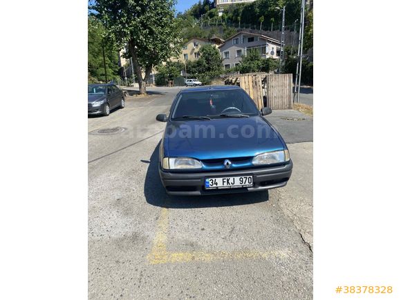 Sahibinden Renault R 19 1.4 Europa RNA 2001 Model  235.000 km Lacivert