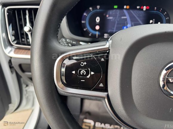 BAŞARAN 2024 VOLVO S60 2.0 B5 AWD PLUS DARK