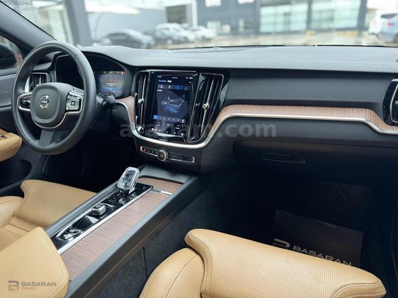 BAŞARAN 2024 VOLVO S60 2.0 B5 AWD PLUS DARK