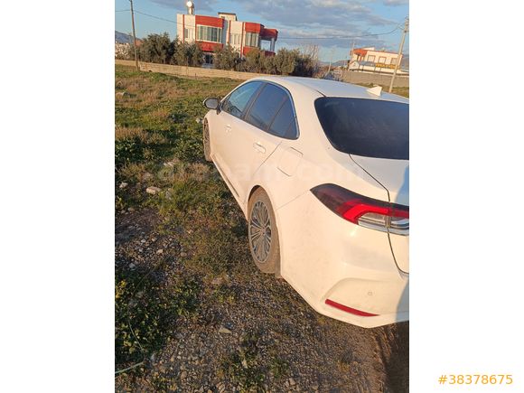 Fiyat düştü son fiyat Sahibinden Toyota Corolla 1.6 Passion X-Pack 2019 Model