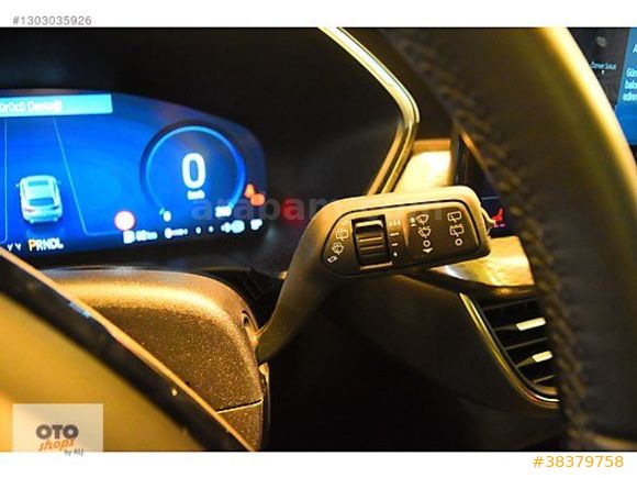 Ford Kuga 1.5 Ecoboost Titanium 186HP - 2025