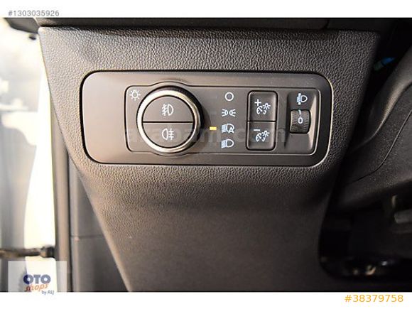 Ford Kuga 1.5 Ecoboost Titanium 186HP - 2025