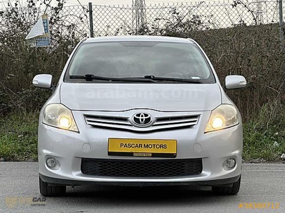 TOYOTA AURİS 1.4D-4D COMFORT EXTRA